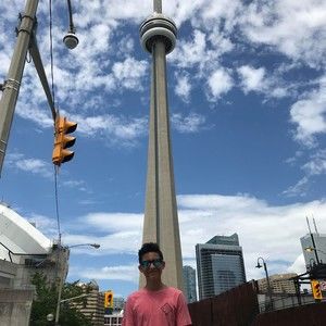 Meet your Posher, Eduardo